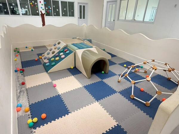 641194371_1299243202234779_9052034730603997379_n.jpg - 39.82 kB